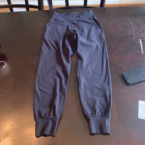 Lululemon black align high rise jogger Size 4